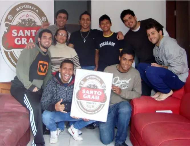 Primeira turma de fundadores da República Santo Grau em 2011 reunidos